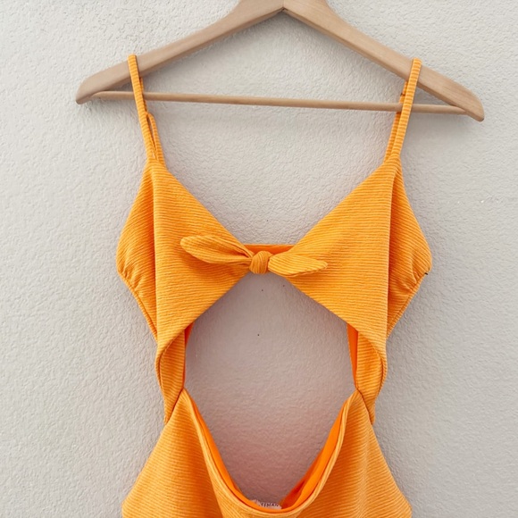 Mara Hoffman Kia One Piece Swimsuit Med Orange Ribbed Cutout Resort Vacation NWT - Picture 7 of 14